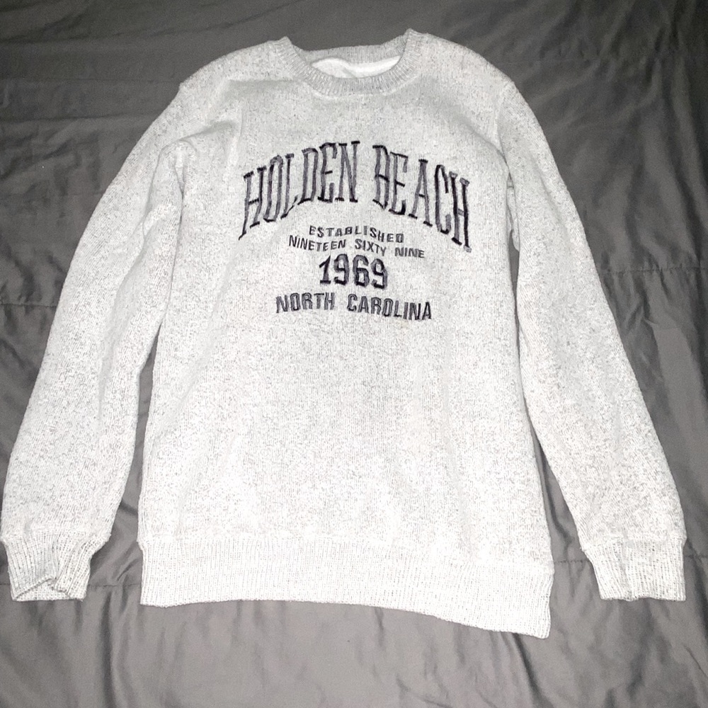 A good quality crewneck in great condition!